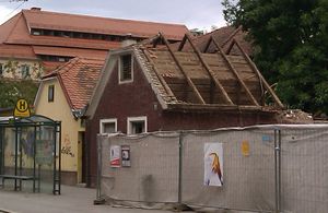 Abbruch beginnt (Foto 2012)